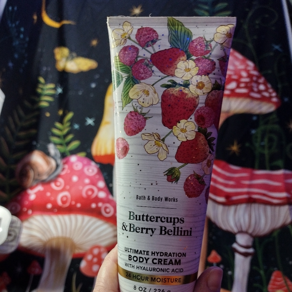Bath & Body Works in buttercups and berry Bellini